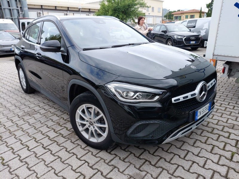 MERCEDES-BENZ GLA 200 d BUSINESS EXTRA AUTO 150 CV