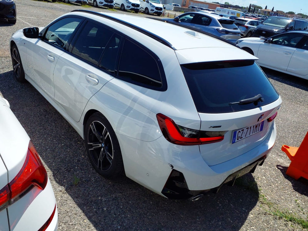 BMW 320d TOURING xDRIVE MHEV 48V AUTO 190 CV – IVA ESPOSTA