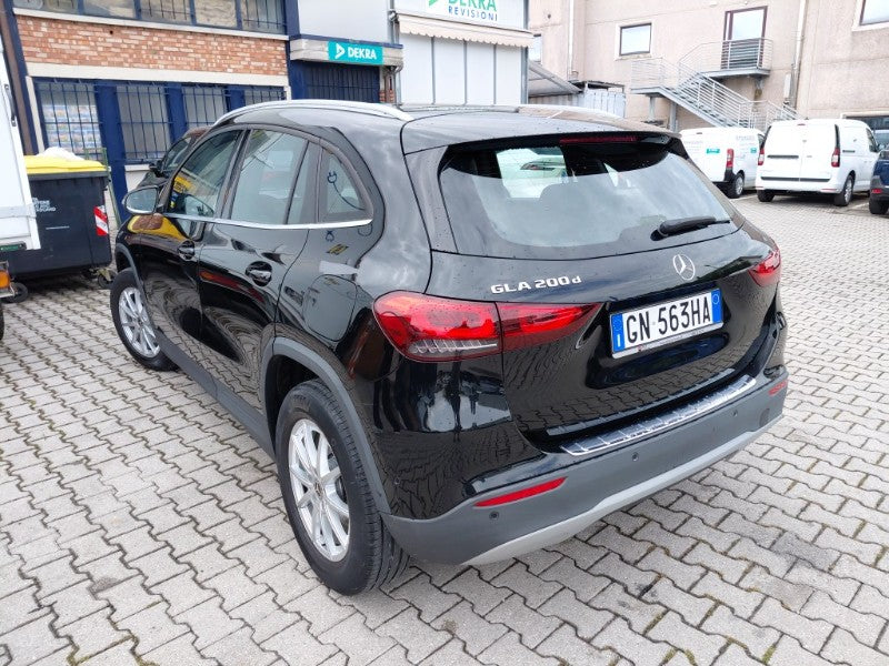 MERCEDES-BENZ GLA 200 d BUSINESS EXTRA AUTO 150 CV