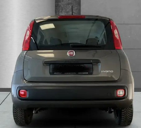 Fiat Panda 1.0 firefly hybrid s&s 70cv Manual Hybrid.                  Km 10.877  anno 11/2023
