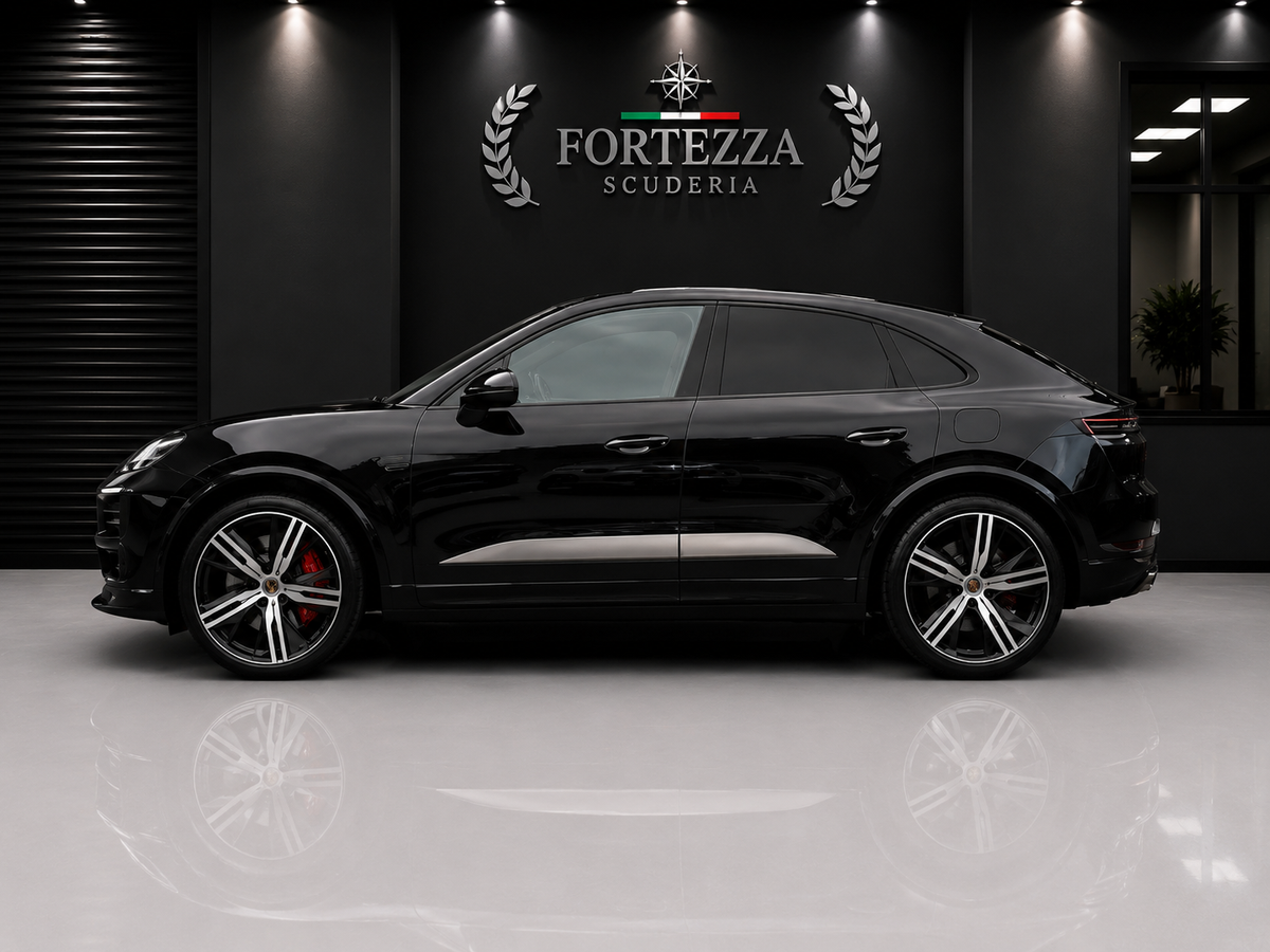 ❌ venduta ❌Porsche Macan Turbo Electric MY2024 – Head-Up Display | Tetto Panoramico | Matrix LED | BOSE | Passenger Display | Cerchi Exclusive Design da 22"
⚡ 639 CV | 1.900 km | Full Optional | Pari al Nuovo.    Prezzo 89.000€