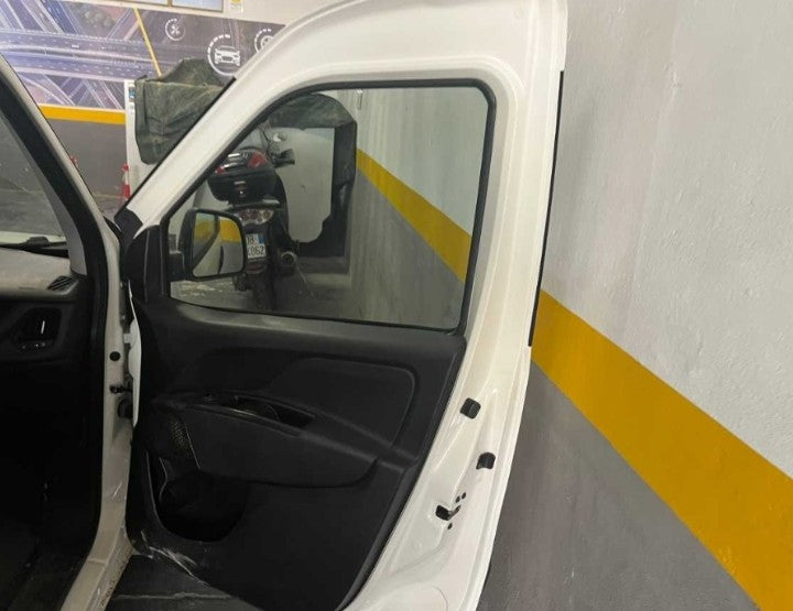 Fiat doblo cargo lounge 1.6 Mjt 105cv 5 posti. Prezzo 6900