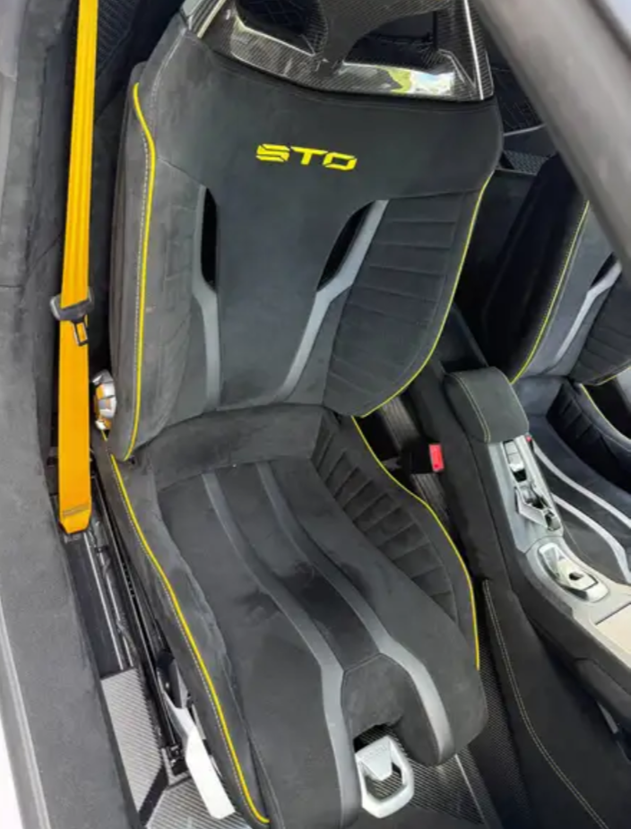 ❌ venduta ❌Lamborghini Huracán STO LP640-2 V10 – 639 CV.    Prezzo. 325.000€