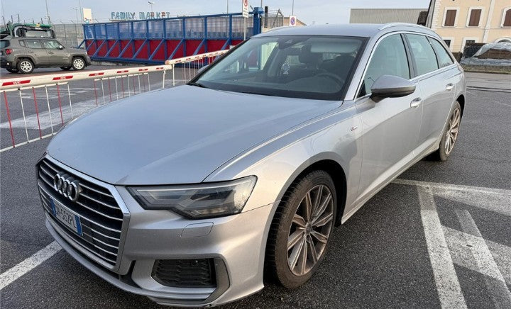 Audi A6 Avant 40 2.0 tdi mhev Business Sport quattro ultra s-tronic Sequential Hybrid
(204PS), Hybrid, , 67689 km, 06/12/2021 €24.900
