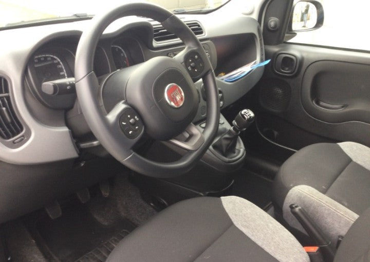 Fiat Panda 1.2 Easy  Gpl 69cv my19 Manual 
 49832 km, 29/11/2019                 GPL CASA MADRE