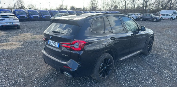 BMW X3 xDrive 20d M Sport 48V Hybrid – 190 CV – PARI AL NUOVO – 11.979 km      immatricolazione 20.11.2024.     Prezzo 36.500