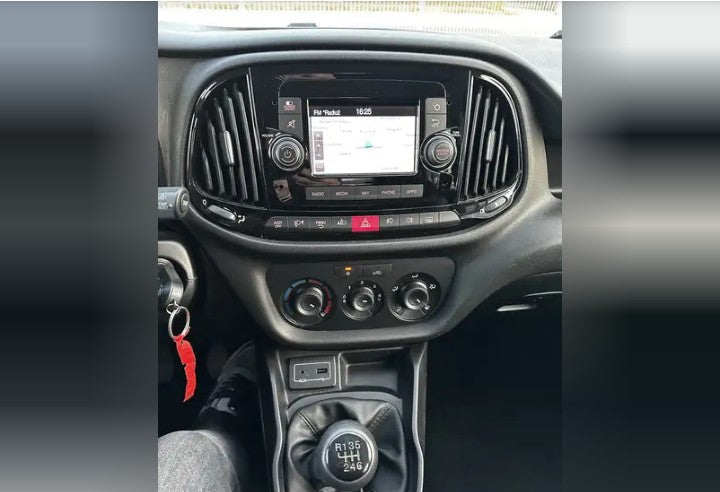 ❌Carla❌Fiat Doblò Cargo combi N1 1.3 mjt 16v 95cv E6 Manual Diesel          anno 11/2018. € 3900