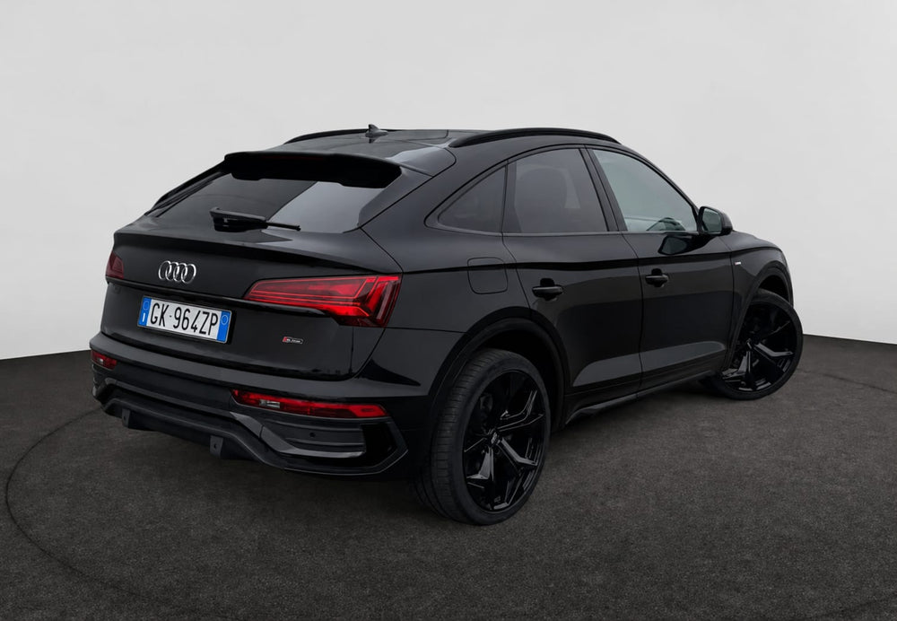 Audi Q5 Sportback 40 2.0 TDI MHEV 12V s-line S- tronic Hybrid – 204 CV                  anno 07/2022. Prezzo 30.900