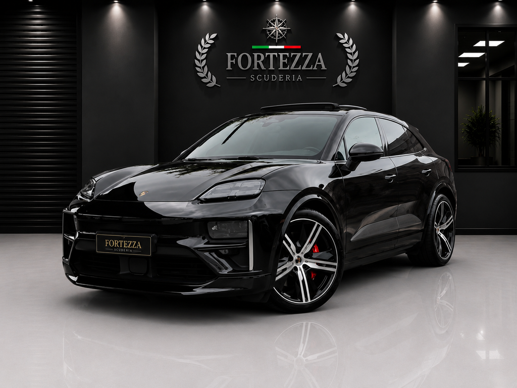 ❌ venduta ❌Porsche Macan Turbo Electric MY2024 – Head-Up Display | Tetto Panoramico | Matrix LED | BOSE | Passenger Display | Cerchi Exclusive Design da 22"
⚡ 639 CV | 1.900 km | Full Optional | Pari al Nuovo.    Prezzo 89.000€