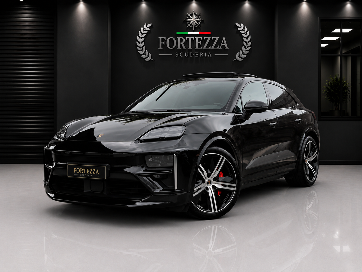 ❌ venduta ❌Porsche Macan Turbo Electric MY2024 – Head-Up Display | Tetto Panoramico | Matrix LED | BOSE | Passenger Display | Cerchi Exclusive Design da 22"
⚡ 639 CV | 1.900 km | Full Optional | Pari al Nuovo.    Prezzo 89.000€