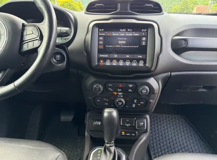 Jeep Renegade 1.3 t4 phev Limited 4xe at6 Automatic PHEV Petrol
(130cv)  119586 km, 30/05/2022
