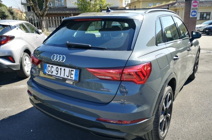 ❌ venduta ❌Audi Q3 40 2.0 tdi Business Advanced quattro 200cv s-tr Sequential Diesel
km 110900 certificati.                  Euro 18.900 iva compresa