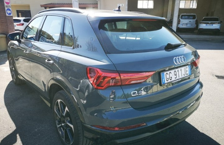 ❌ venduta ❌Audi Q3 40 2.0 tdi Business Advanced quattro 200cv s-tr Sequential Diesel
km 110900 certificati.                  Euro 18.900 iva compresa