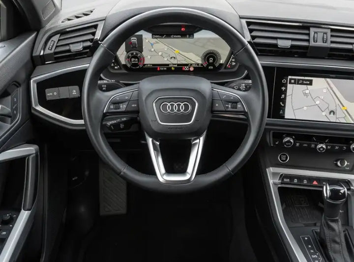 Audi Q3 Sportback 35 2.0 TDI    150 CV S-TRONIC.        Business Plus                        anno 07/04/2021.    Km 59876.  Prezzo € 25.900