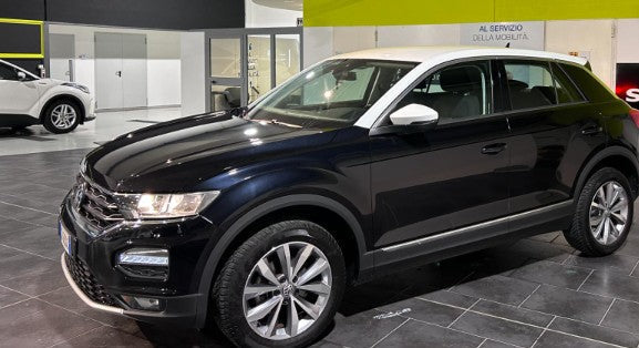 Volkswagen T-Roc 1.5 tsi Style dsg Sequential 
(150cv.) 83078 km,
