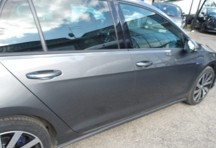 Volkswagen Golf 5p 1.4 tsi Gte plug in Hybrid dsg Sequential Hybrid km 89.773.  Anno 03/2018.      Prezzo 13.900