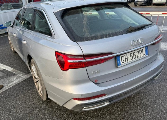 Audi A6 Avant 40 2.0 tdi mhev Business Sport quattro ultra s-tronic Sequential Hybrid
(204PS), Hybrid, , 67689 km, 06/12/2021 €24.900