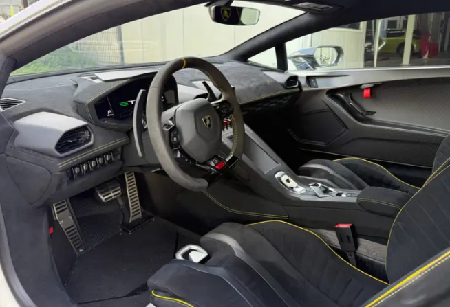 ❌ venduta ❌Lamborghini Huracán STO LP640-2 V10 – 639 CV.    Prezzo. 325.000€