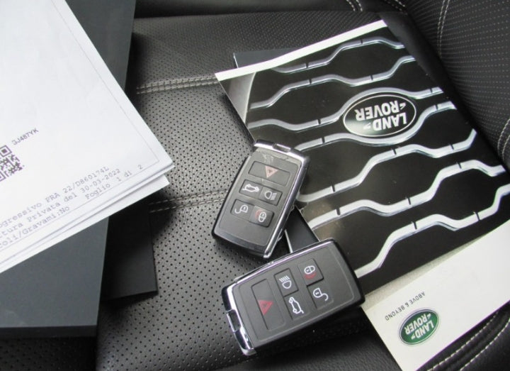 ❌ motore KO ❌Land rover Range Rover Velar 2.0d i4 mhev Auric Edition 4wd 
(204 cv), Hybrid, , 104741 km, 30/03/2022 motore ko