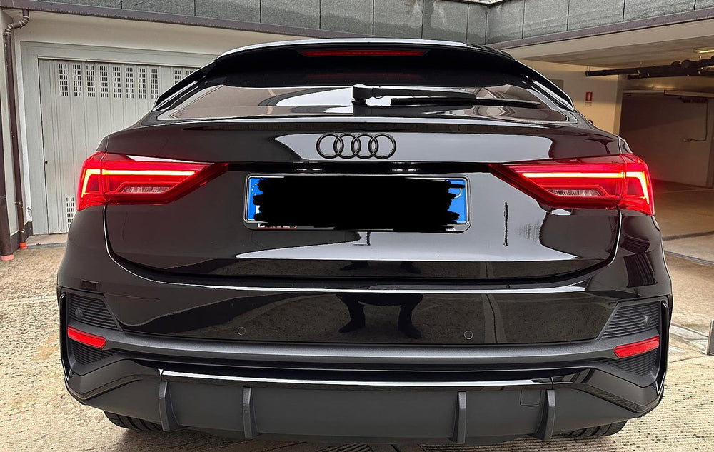 Audi Q3 Sportback 35 TDI  quattro    S-TRONIC Sequential Diesel 150cv  km 28440        s-line  interno /esterno.               Anno 27/03/2023