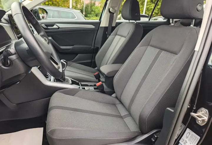 Volkswagen T-Roc 1.0 tsi Life 110cv Manual Petrol

(110cv)Benzina, 53522  km, 07/05/2024                       prezzo 15.900