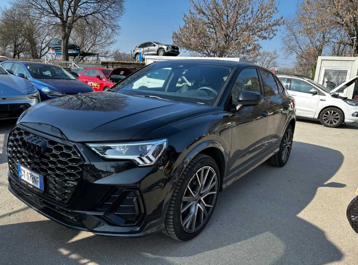 ❌ venduta❌Audi Q3 Sportback 35 TDI S tronic Identity Black Sequential Diesel km 21407.                   anno 21/02/2025