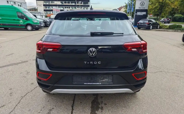 Volkswagen T-Roc 1.0 tsi Life 110cv Manual Petrol

(110cv)Benzina, 53522  km, 07/05/2024                       prezzo 15.900