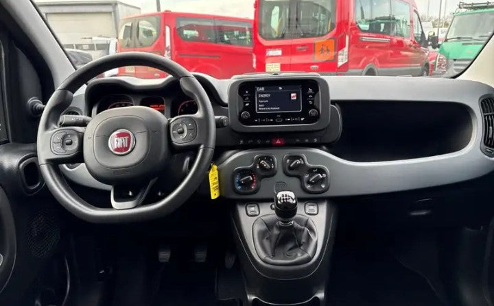 Fiat Panda 1.0 firefly hybrid s&s 70cv Manual Hybrid
(70PS), Hybrid, , 42128 km, 30/11/2023 ,
