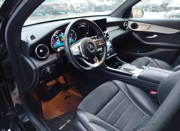 Mercedes Glc Coupe 220 d Premium Plus 4matic auto Sequential 
(194cv) 119021 km, 13/12/2021 prezzo 29900