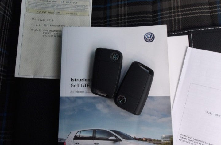 Volkswagen Golf 5p 1.4 tsi Gte plug in Hybrid dsg Sequential Hybrid km 89.773.  Anno 03/2018.      Prezzo 13.900
