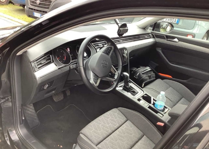 Volkswagen Passat Var. 2.0TDI SCR EVO 150 CV Business DSG Sequential Diesel - anno 2022 € 13900